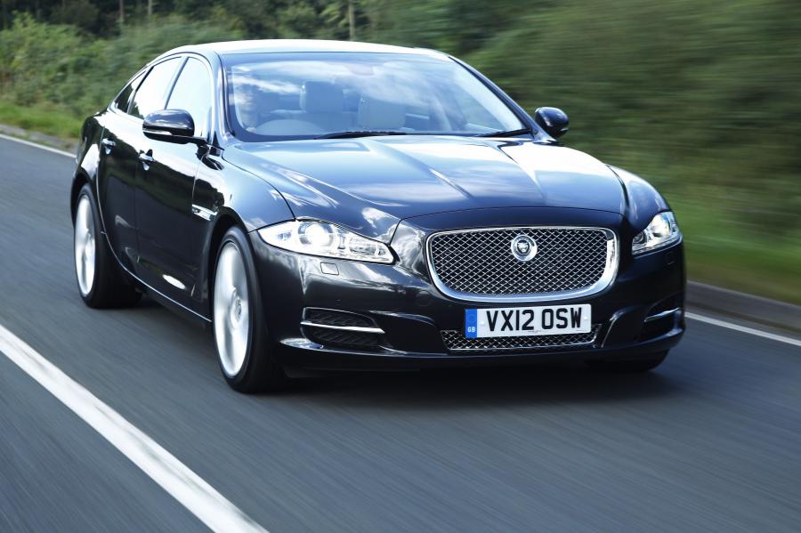  Jaguar XJ 2012 года  (UK) (фото 121 из 121)